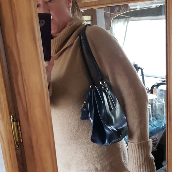 Liz Claiborne Blue Leatherlike Purse - Picture 8 of 8